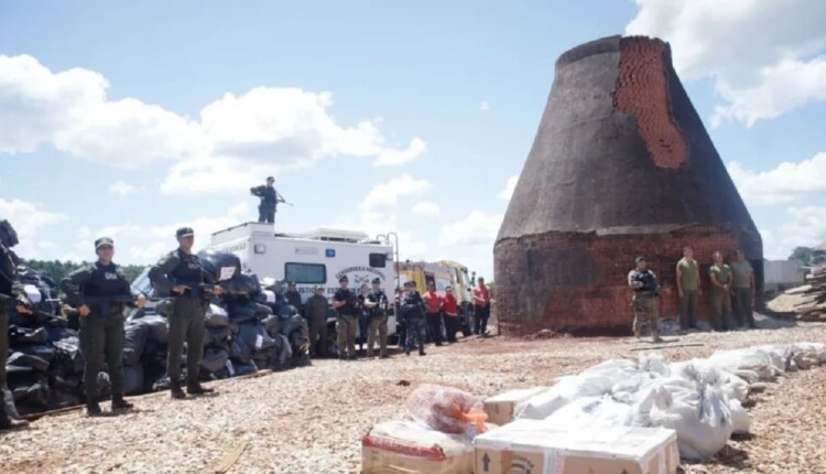 Entorpecentes foram queimados no forno de uma madeireira em Puerto Rico, Argentina.