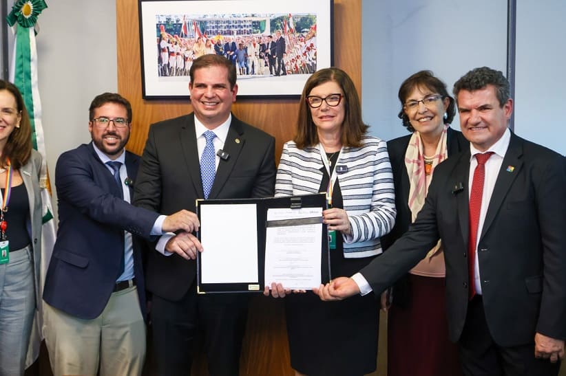 Acordo envolve Itaipu Binacional, Itaipu Parquetec, CIBiogás e Petrobras.