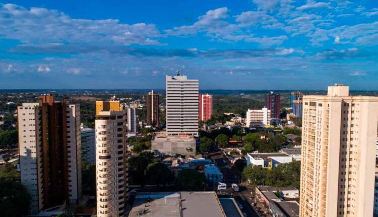 Prédios em Foz do Iguaçu