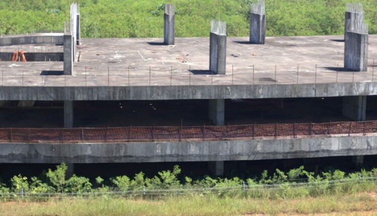 Obras do campus próprio da Unila foram paralisadas com cerca de 40% de execução.