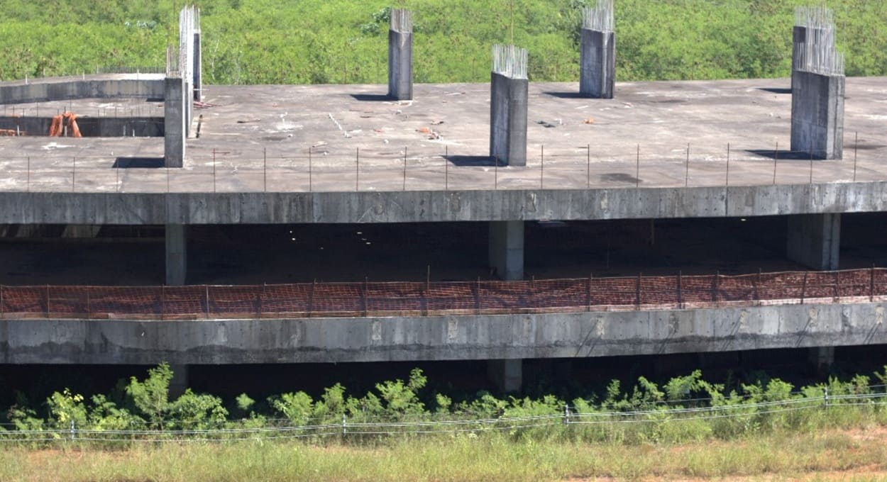 Obras do campus próprio da Unila foram paralisadas com cerca de 40% de execução.