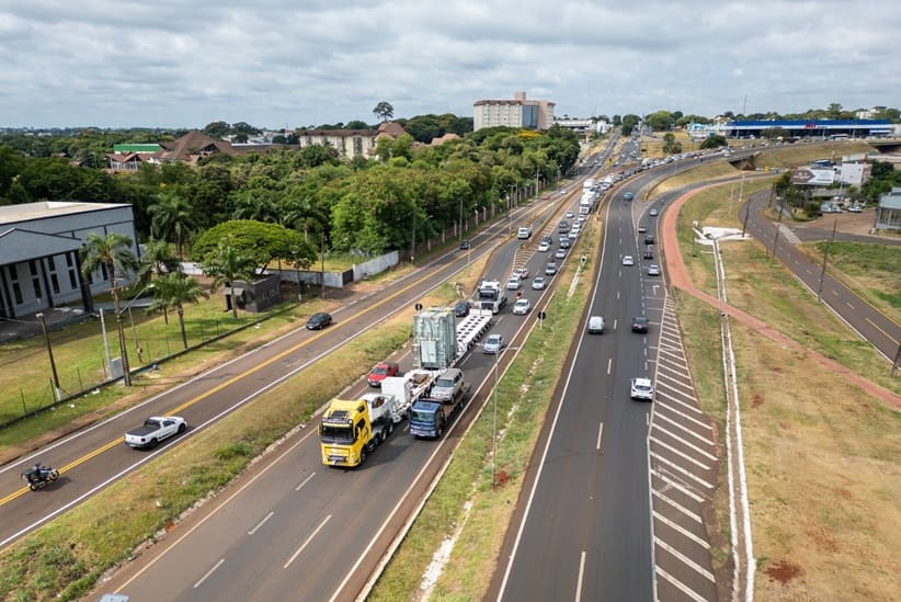 Viagem da carreta gigante até Blumenau deverá levar cerca de 20 dias.