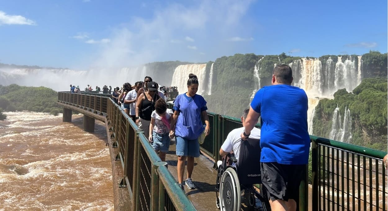 Ações no Parque Nacional do Iguaçu envolveram vários públicos.