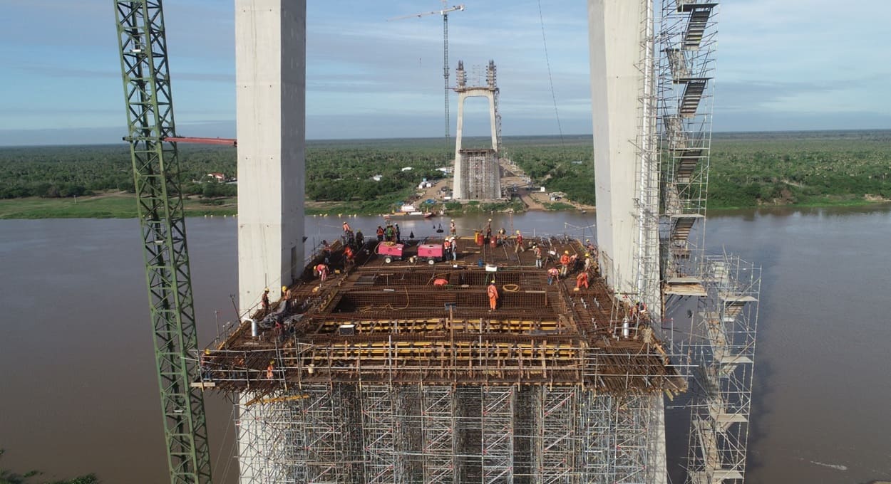 Ponte da Bioceânica começou a ser construída em 2022.