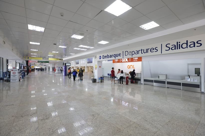 Investimento duplica a capacidade anual de passageiros no aeroporto de Foz do Iguaçu.