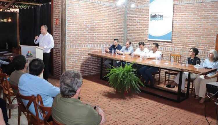 Lindeiros reúne representantes de 16 municípios da região, vizinhos ao lago de Itaipu. Foto: Assessoria/Lindeiros