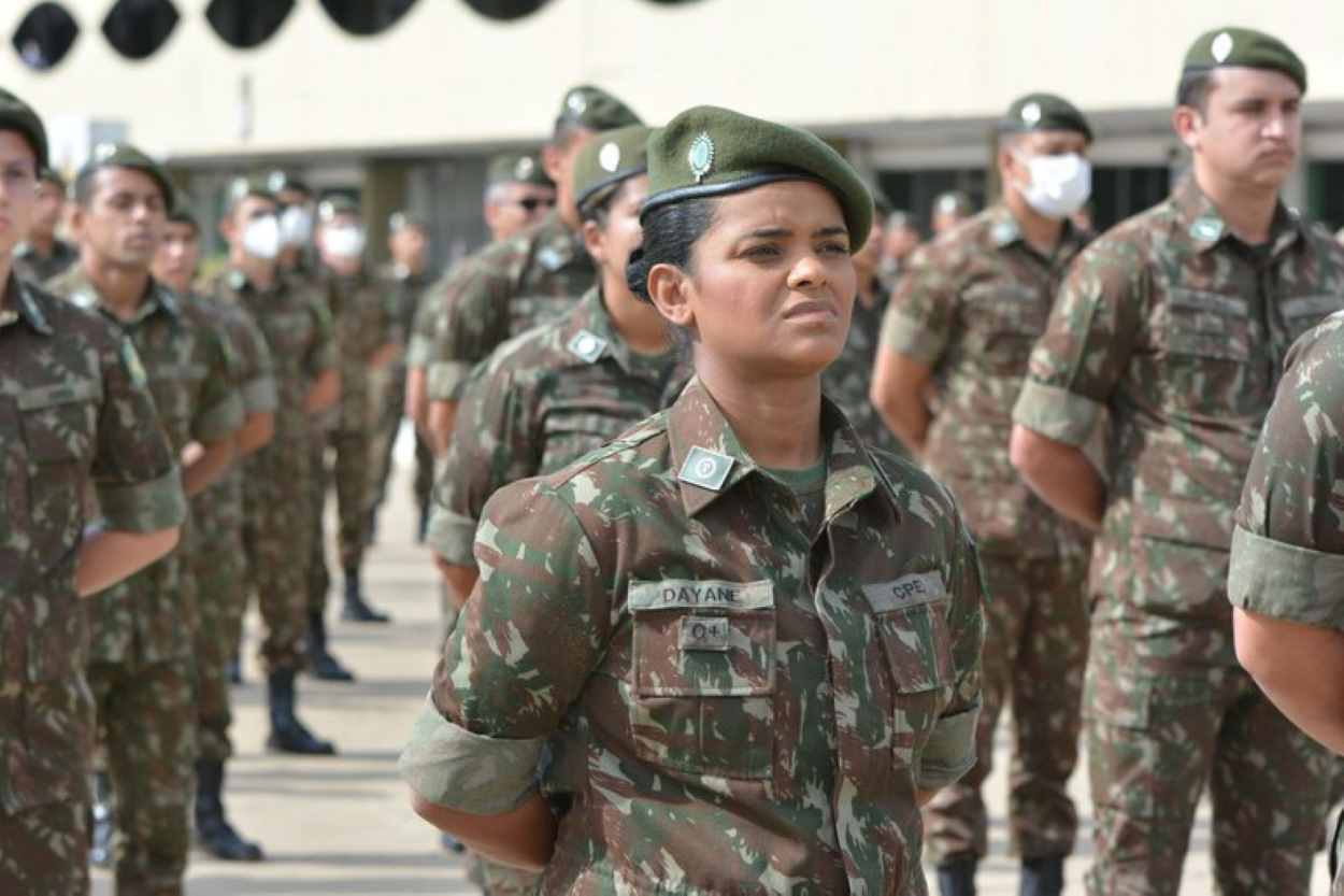 Alistamento militar abre abre 1.465 vagas para mulheres nas Forças Armadas