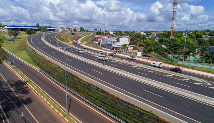 BR-277 em Foz do Iguaçu terá operação pare e siga no fim de semana