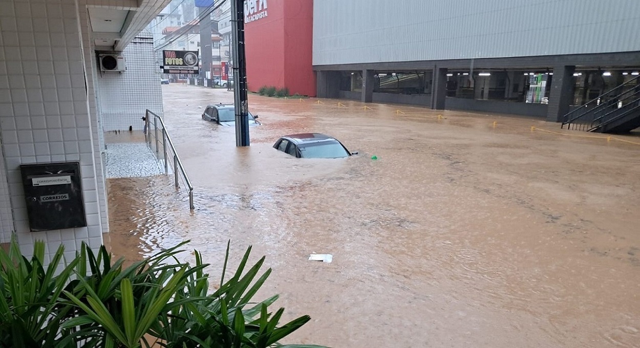 Enchentes marcam início de ano em SC