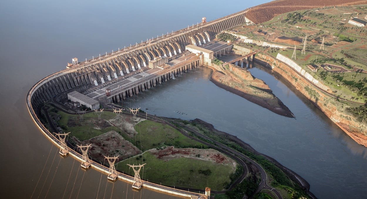 Valor do Bônus Itaipu aparece discriminado na conta de energia com vencimento em janeiro.