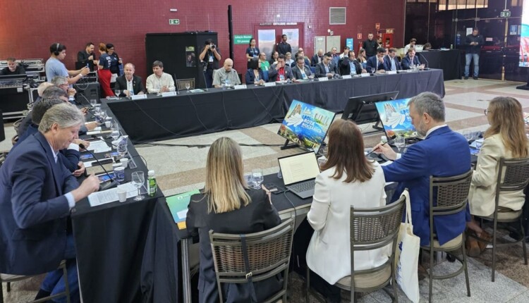 Panorama da reunião em Campo Grande, na qual o gasoduto foi debatido.