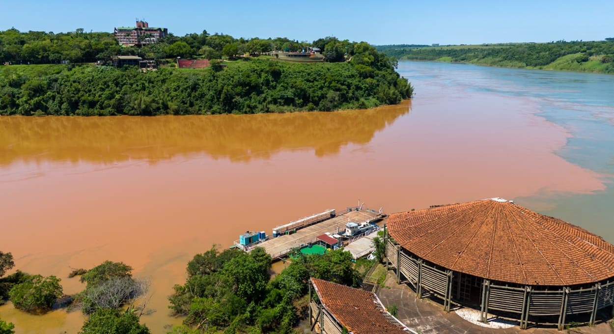 Uso da hidrovia do Rio Paraná é entendido como fundamental para impulsionar a economia local.