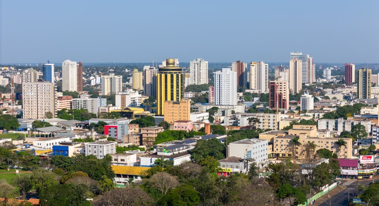 Foz do Iguaçu tem um dos maiores parques hoteleiros do Brasil, com opções para todos os bolsos.