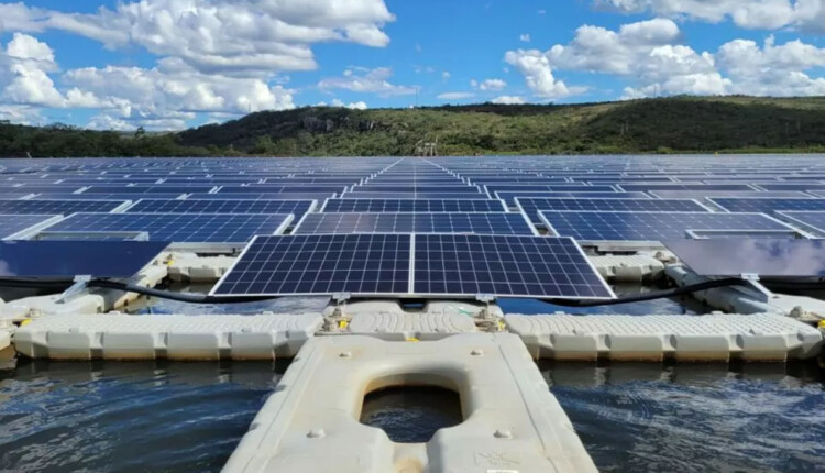 Usina solar flutuante, Vale-Creche, Academia de Letras e Alta produção