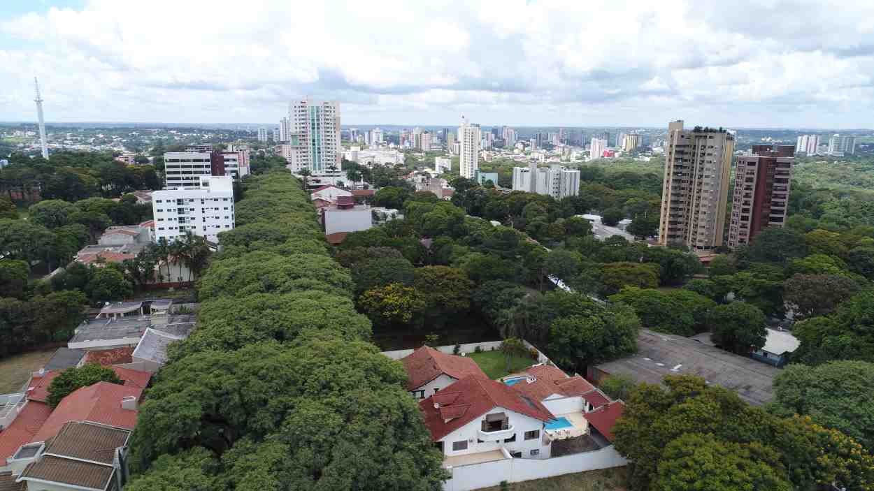 Paraná Mais Cidades: estado 'instala' governo em Foz do Iguaçu