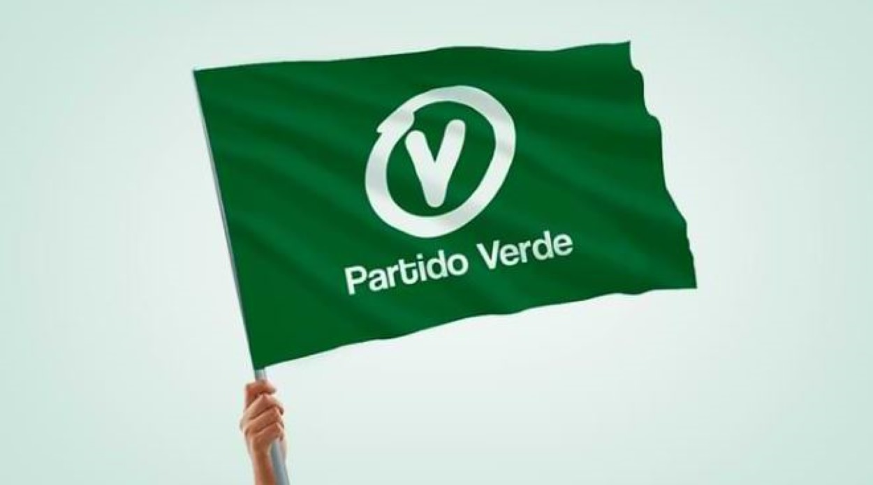 Verdes empossam nova diretoria do partido em Foz; veja os nomes