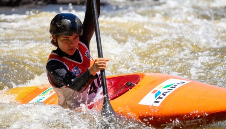 Milena e Gerson treinam no Canal de Itaipu, Região Norte de Foz do Iguaçu.