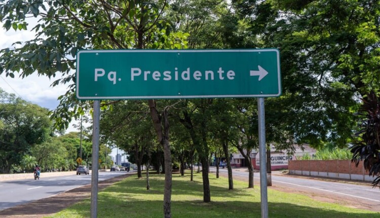 Acesso principal ao Parque Presidente I é feito pela Avenida Costa e Silva em Foz do Iguaçu.