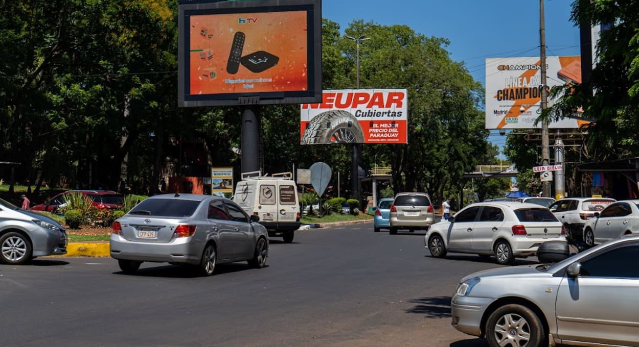 Em Ciudad del Este e demais cidades do Paraguai, imposto veicular anual precisa ser pago à prefeitura.