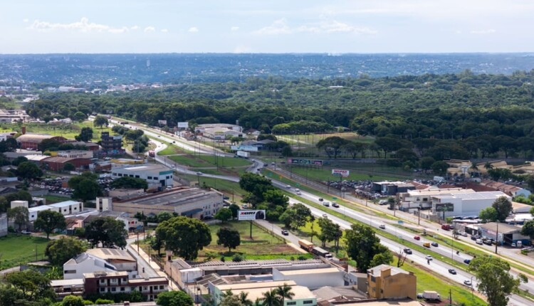 BR-277 em Foz do Iguaçu, com destaque para o antigo Trevo do Charrua (fechado).