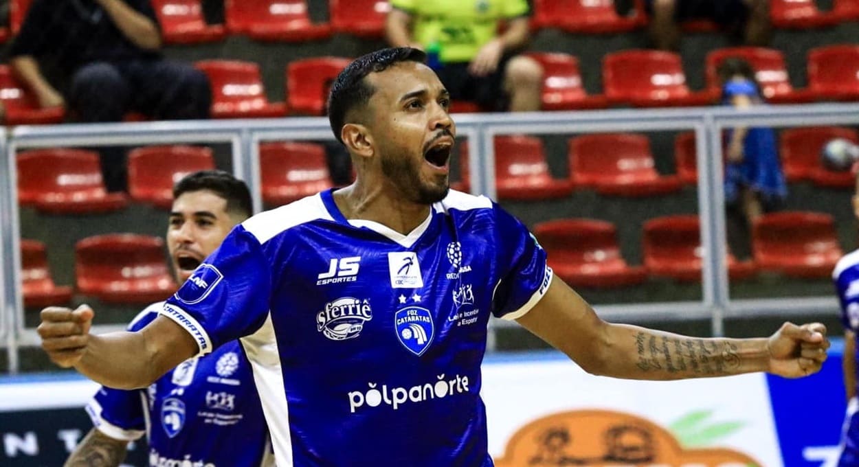 Na estreia na Série Ouro, em Toledo, Foz Cataratas bateu o Esporte Futuro por 2 a 0.