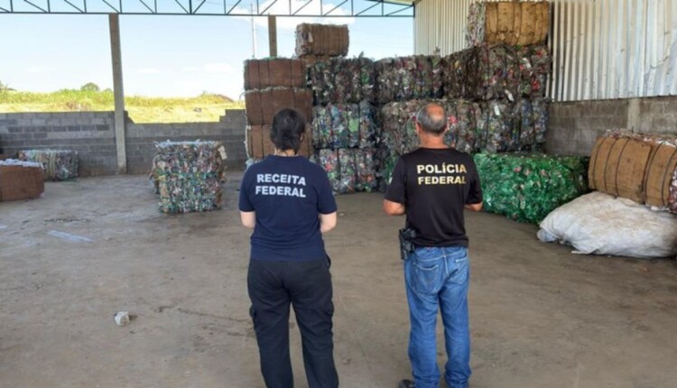 Material estava armazenado em um galpão próximo à fronteira. Foto: Assessoria/Polícia Federal