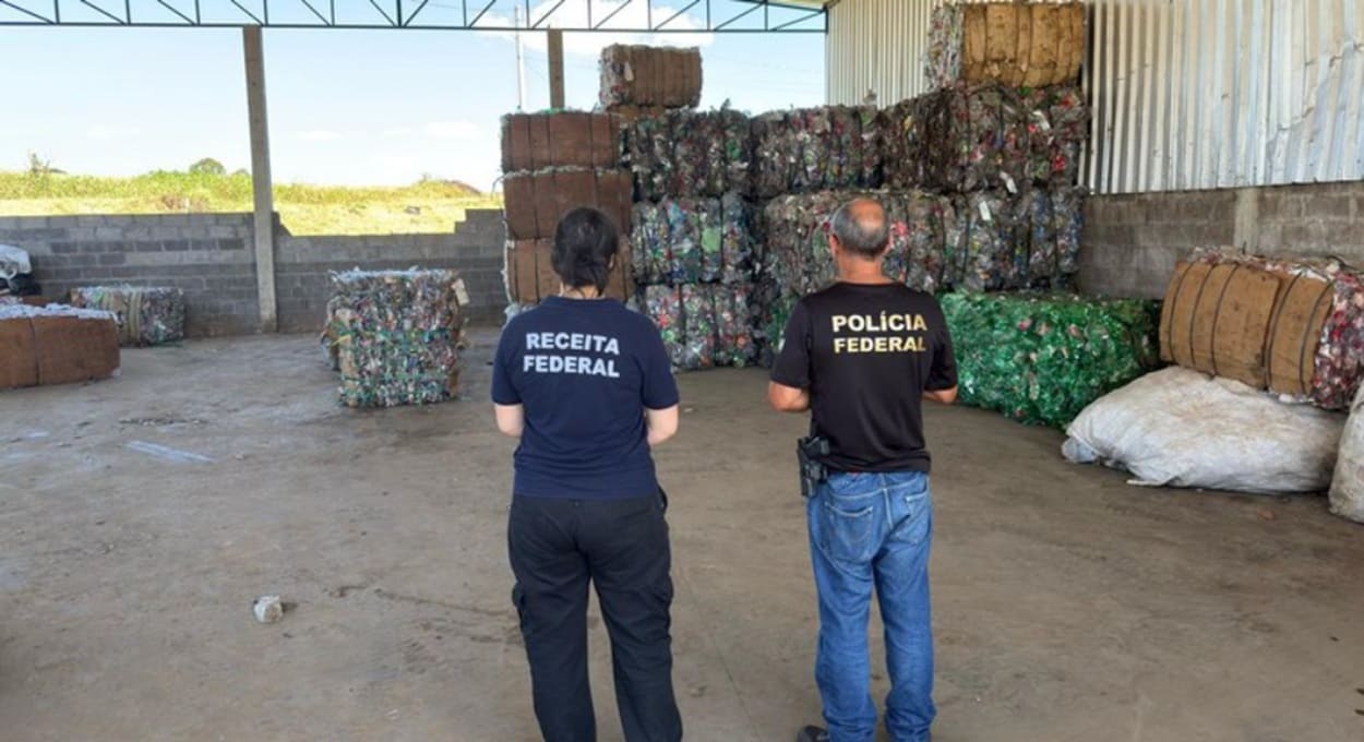 Material estava armazenado em um galpão próximo à fronteira. Foto: Assessoria/Polícia Federal