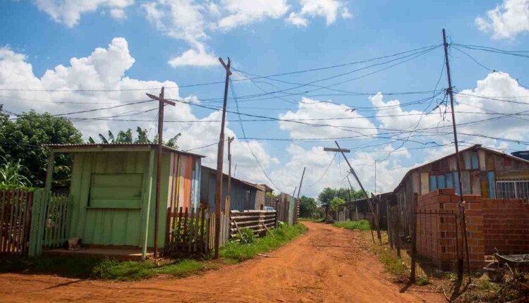 Foz tem 21,4 mil famílias no Bolsa Família, só atrás da capital e Londrina