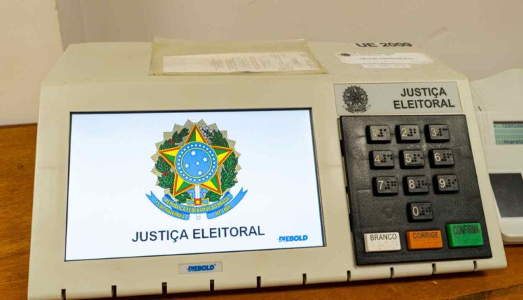 Em Foz, mais de 9 mil eleitores podem ter o título cancelado; consulte